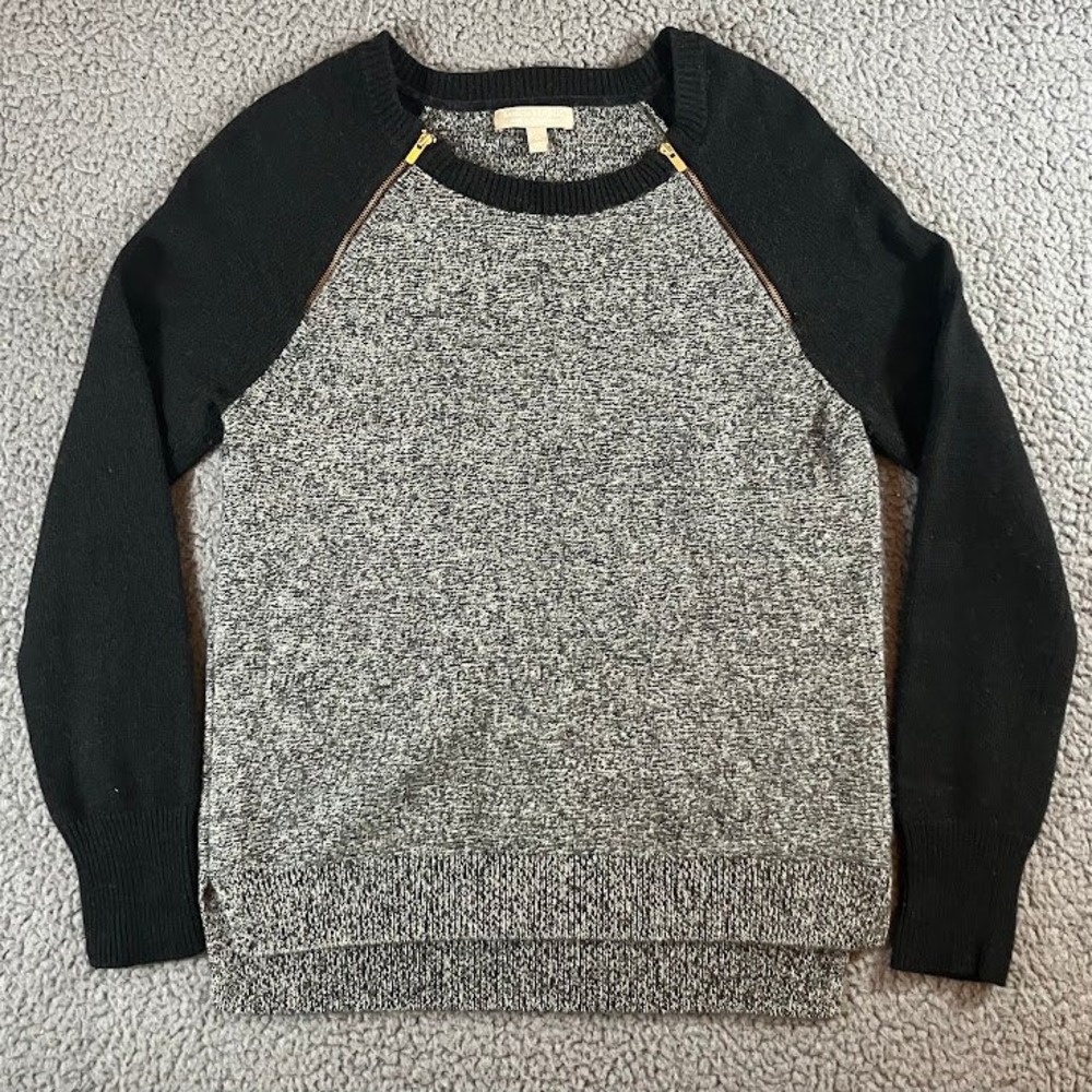 Banana Republic Italian Yarn Zipper Shoulder Marled Sweater Black Grey Medium